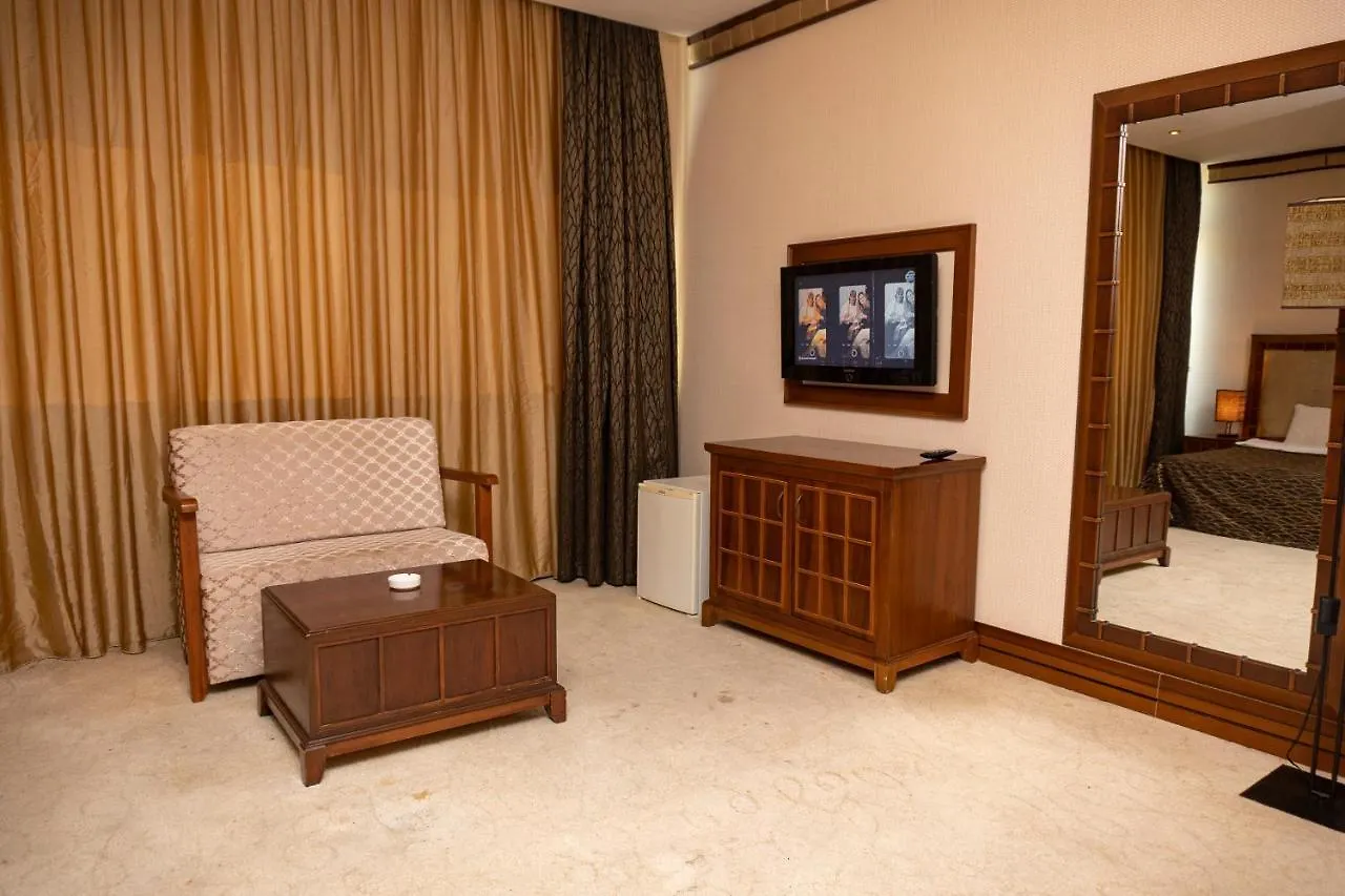 Olympic Hotel & Resort Novxani