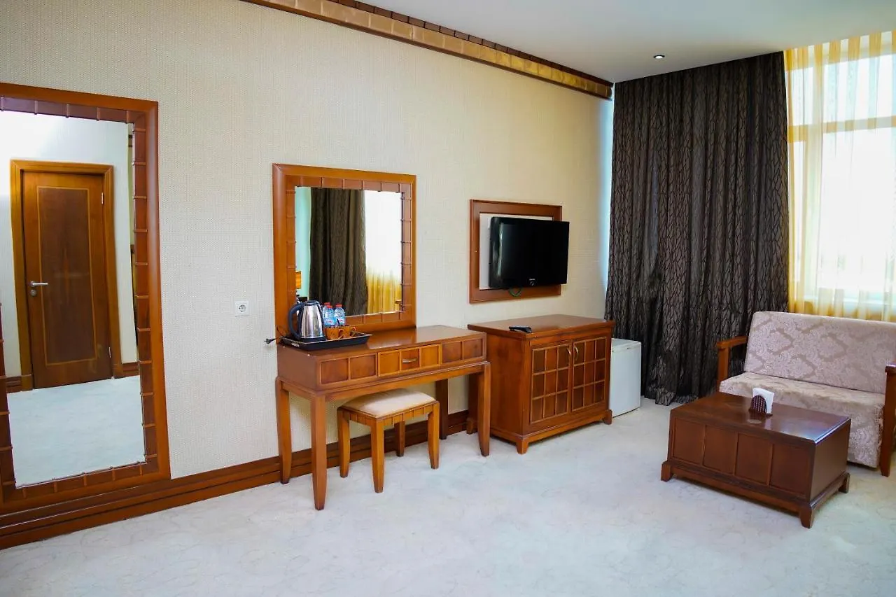 Olympic Hotel & Resort Novxani