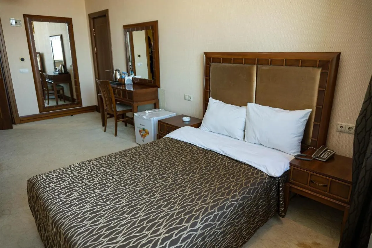 Olympic Hotel & Resort Новханы